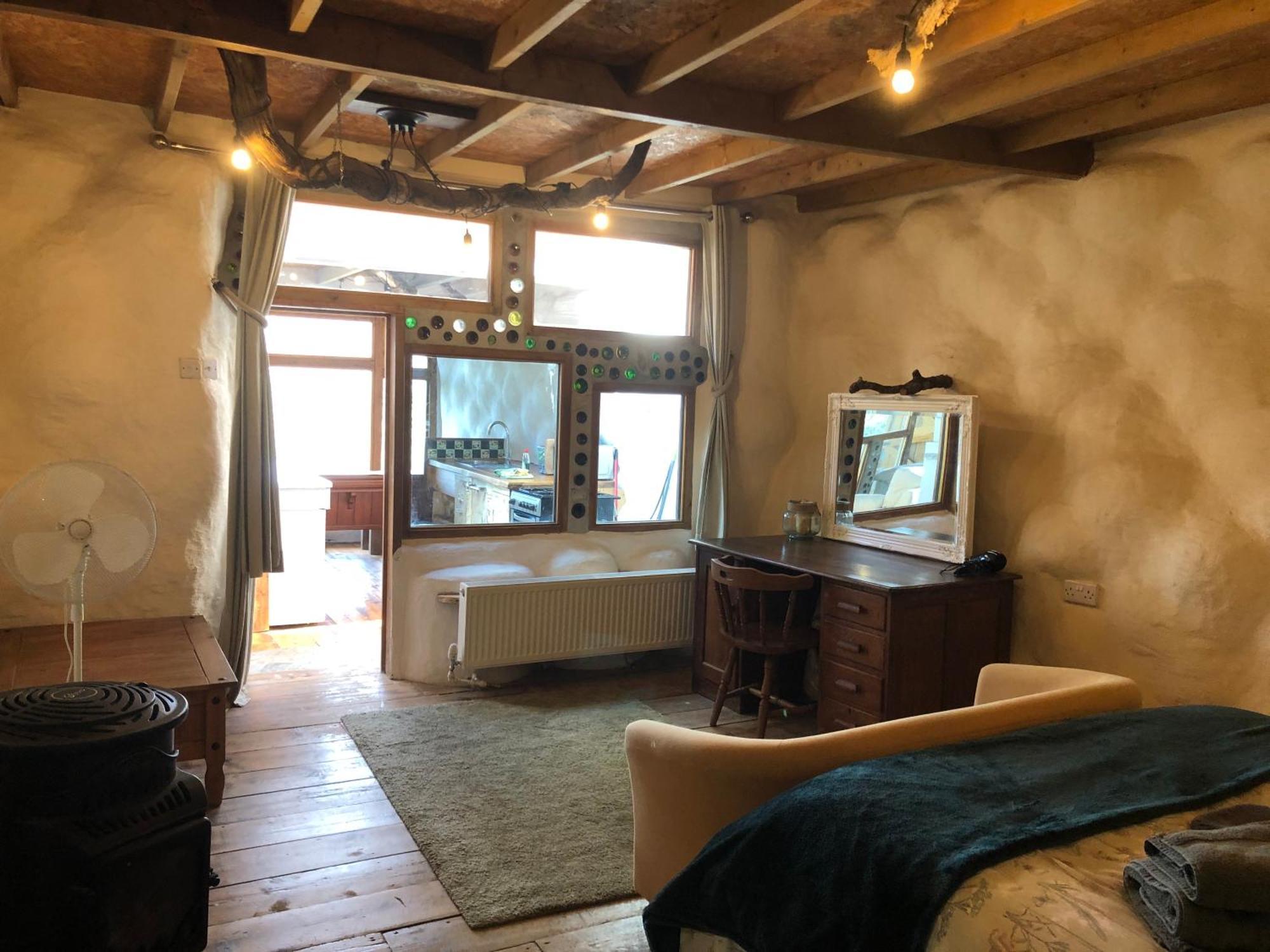 South Brent Rabbits 1Or 2 Bedroom Hobbit Style Hillset Earthen Dartmoor Eco Home מראה חיצוני תמונה
