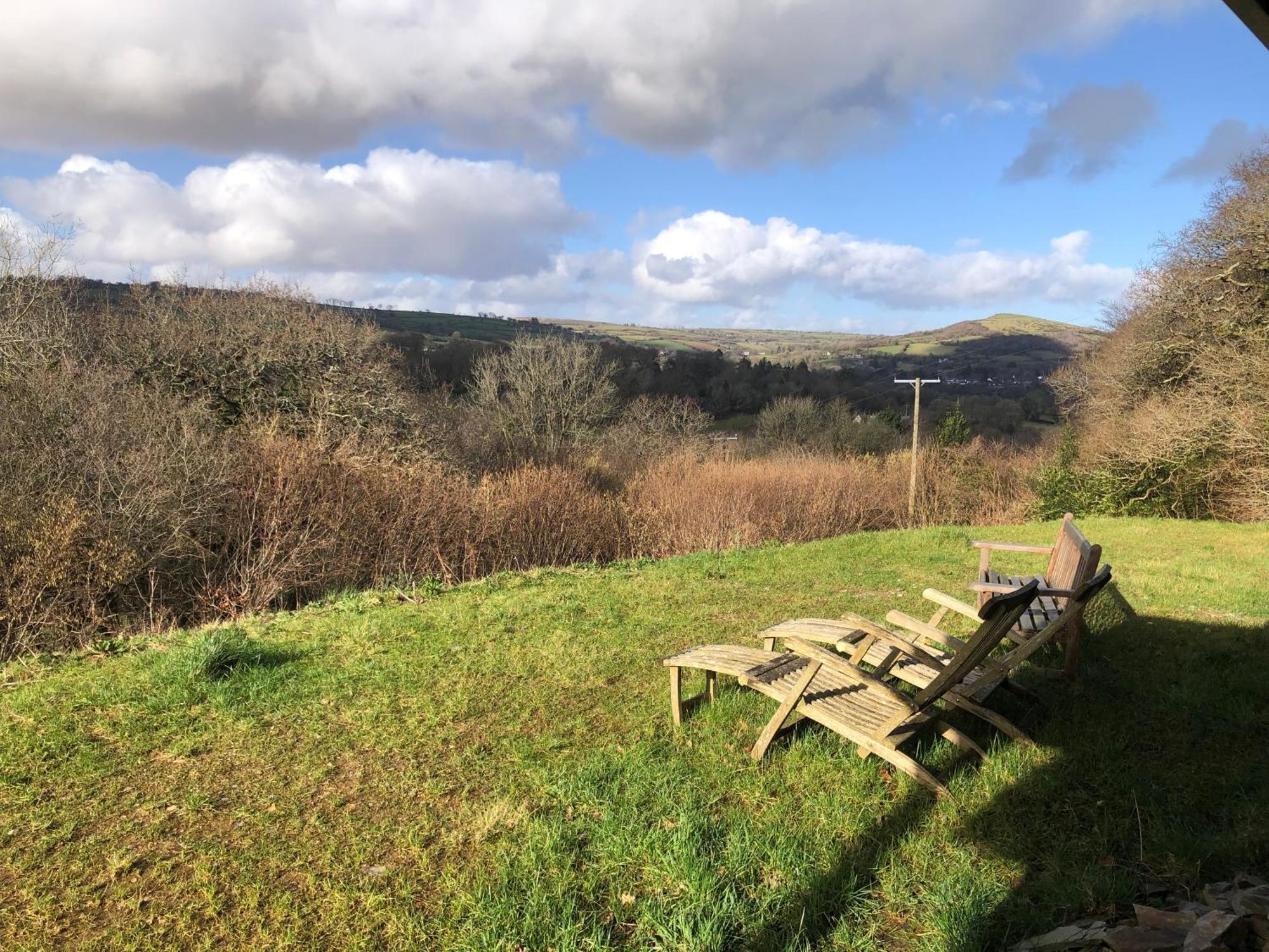 South Brent Rabbits 1Or 2 Bedroom Hobbit Style Hillset Earthen Dartmoor Eco Home מראה חיצוני תמונה